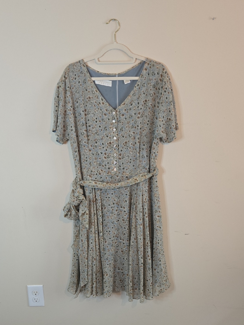 Dana Buchman Silk Dress Blue Floral Vintage Feminine Midi Tie Waist 16